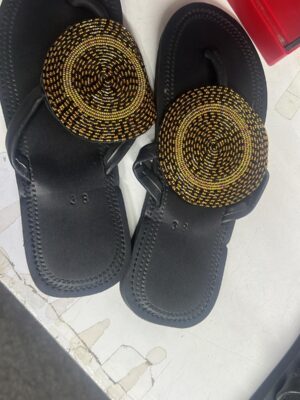 nre Asili Maasai shoe